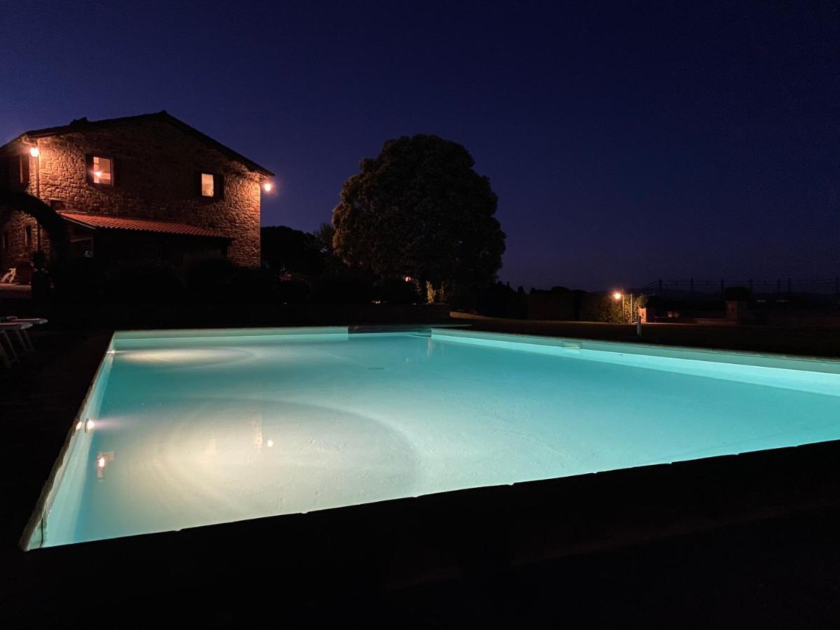 La Luna Di Mezzanotte Fratta Todina Eksteriør billede